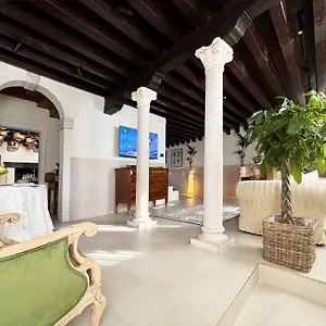 Carmen Garden Bed & Breakfast